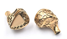 Load image into Gallery viewer, UM Maven